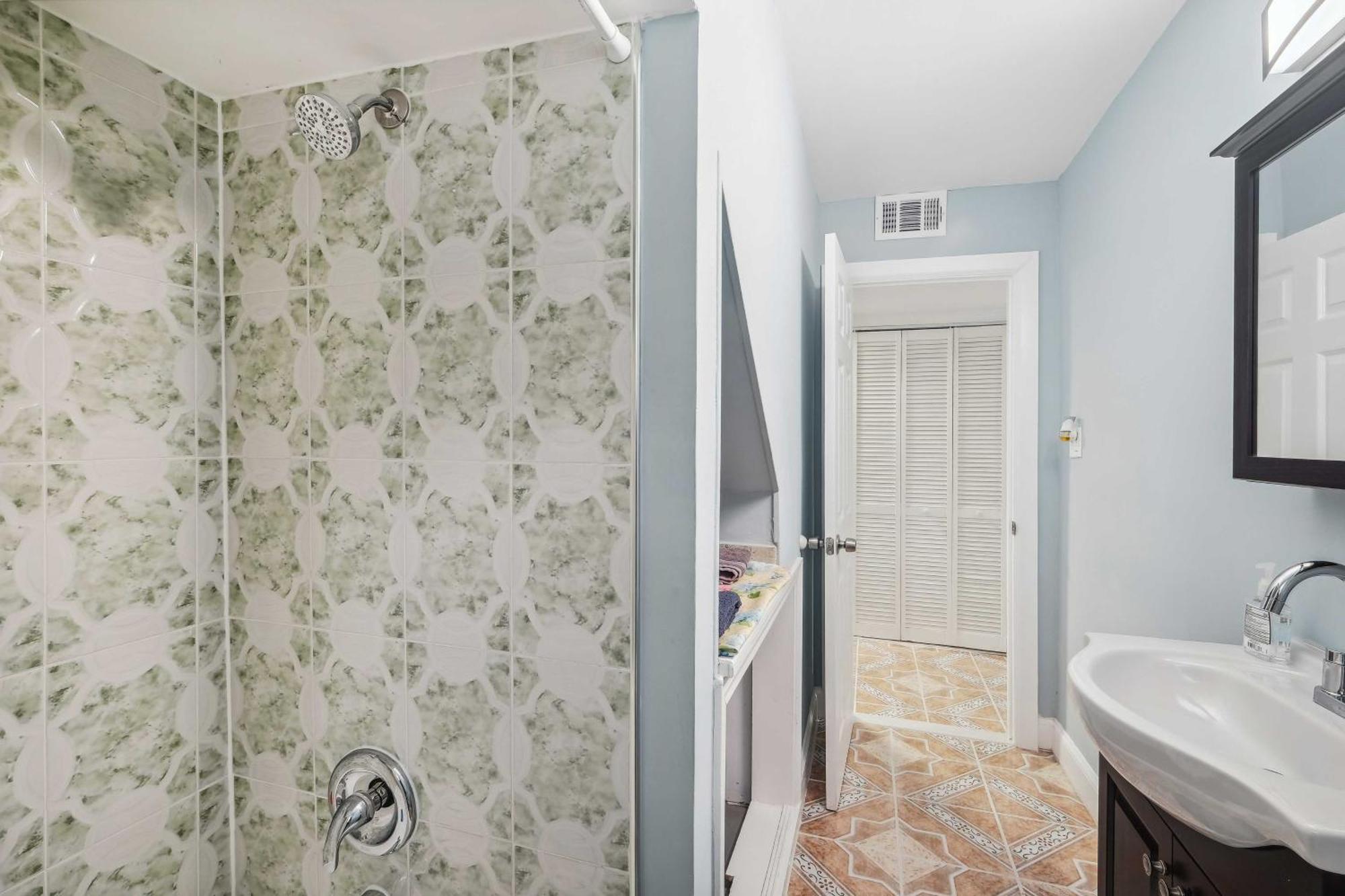 Pet-Friendly Mount Rainier Home With Gas Grill! Exterior foto
